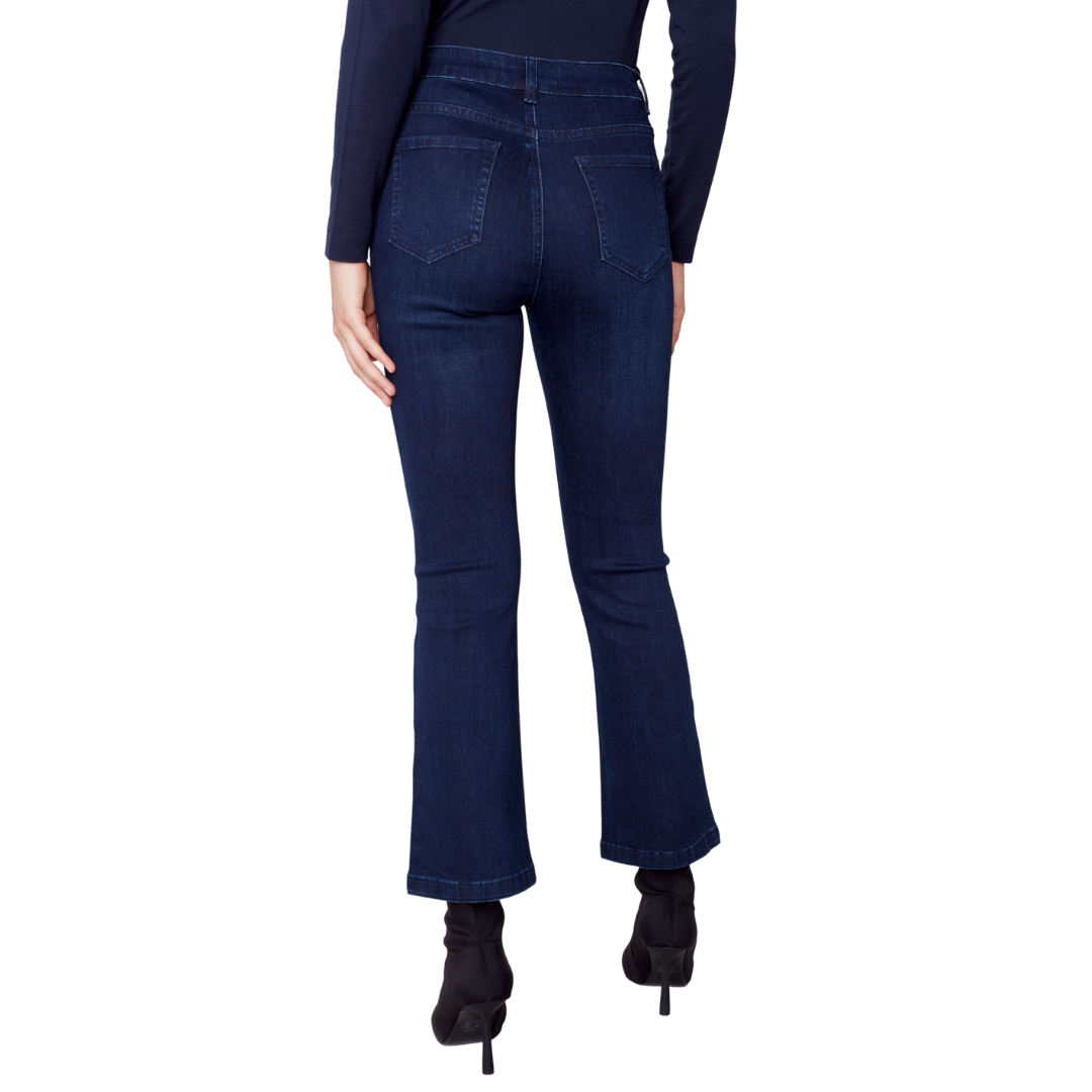 Jaboli Boutique - Fergus Ontario - Charlie B - Blue Black Cropped Flare Jeans.A Fan Favourite Dark Denim , Cropped Bootcut Jean High Rise, Fly Front, 5 Pocket, 28" inseam, Ankle Opening 18" , Comfort Stratch Denim,