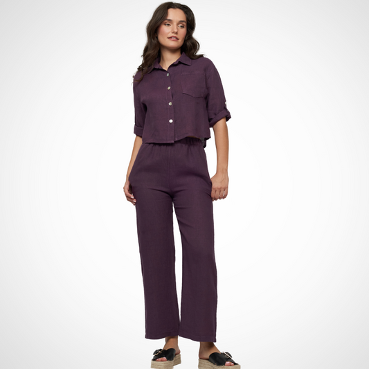 Jaboli Boutique - Fergus Ontario - Deep Violet Linen Lounge Pant. The Pistache Linen Lounge Pants redefine chic comfort with their pull-on design. These pants boast a high-rise silhouette for a flattering fit. Available in two captivating colours, deep violet and orchid, they offer a relaxed fit and wide leg for maximum comfort and style. Whether you're lounging at home or stepping out, these pants effortlessly combine fashion and relaxation. elastic stretch waistband.