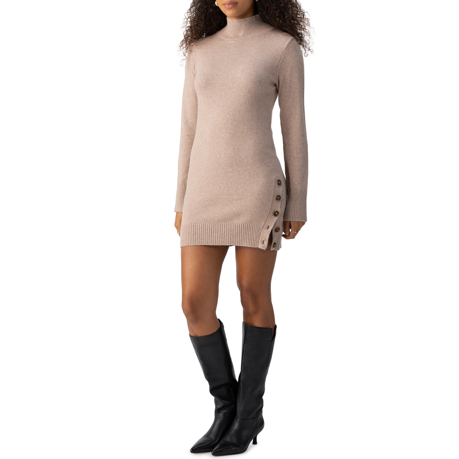 Jaboli Boutique-Fergus Ontario-Sanctuary "Stroll In The Cold" Sweater Dress- colour Tan
Name: "Stroll In The Cold" Sweater Dress
Colour: Tan with rose undertones
Long sleeves and mock neck
Mini length for a trendy look
Relaxed fit for comfort
Unique button detail at the left thigh
Versatile: can be worn as a dress or paired with tights as a tunic
Combines warmth and style effortlessly