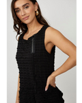 Jaboli Boutique- Fergus Ontario-Frank Lyman-Crinkle Top
Sleeveless tunic with black crinkle fabric
Scoop neckline with rhinestone detail for a touch of sparkle
Relaxed fit and hip-length design
Chic ruffled texture, plain pattern
92% Cotton, 8% Elastane, lightweight and comfortable
Easy pull-on style with a fake pocket detai