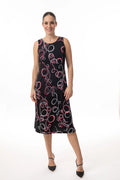 Jaboli Boutique- Fergus Ontario|Bali | Black Print Dress

Scoop Neckline Front with Open Criss Cross Strap Back

Colour -Black Base with White and Fuchsia Print

Sleeveless

Empire Waistline

Fit and Flare Styling

Proudly Made In Canada