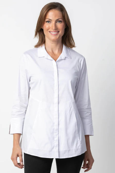 Jaboli Boutique | Fergus Ontario| Habitat | The “One” White Tunic Shirt | Timeless Essential

Shirt Collar

Colour White

Tunic Length

Pockets

The “One” Shirt. A customer favorite season in, season out. Cotton with a touch of spandex and built in pockets.

Your go to wardrobe essential!

Relaxed fit
Cuffs with slits
A-line
Hidden placket button down
Fit: Relaxed fit
78% Cotton, 20% Nylon, 2% Spandex