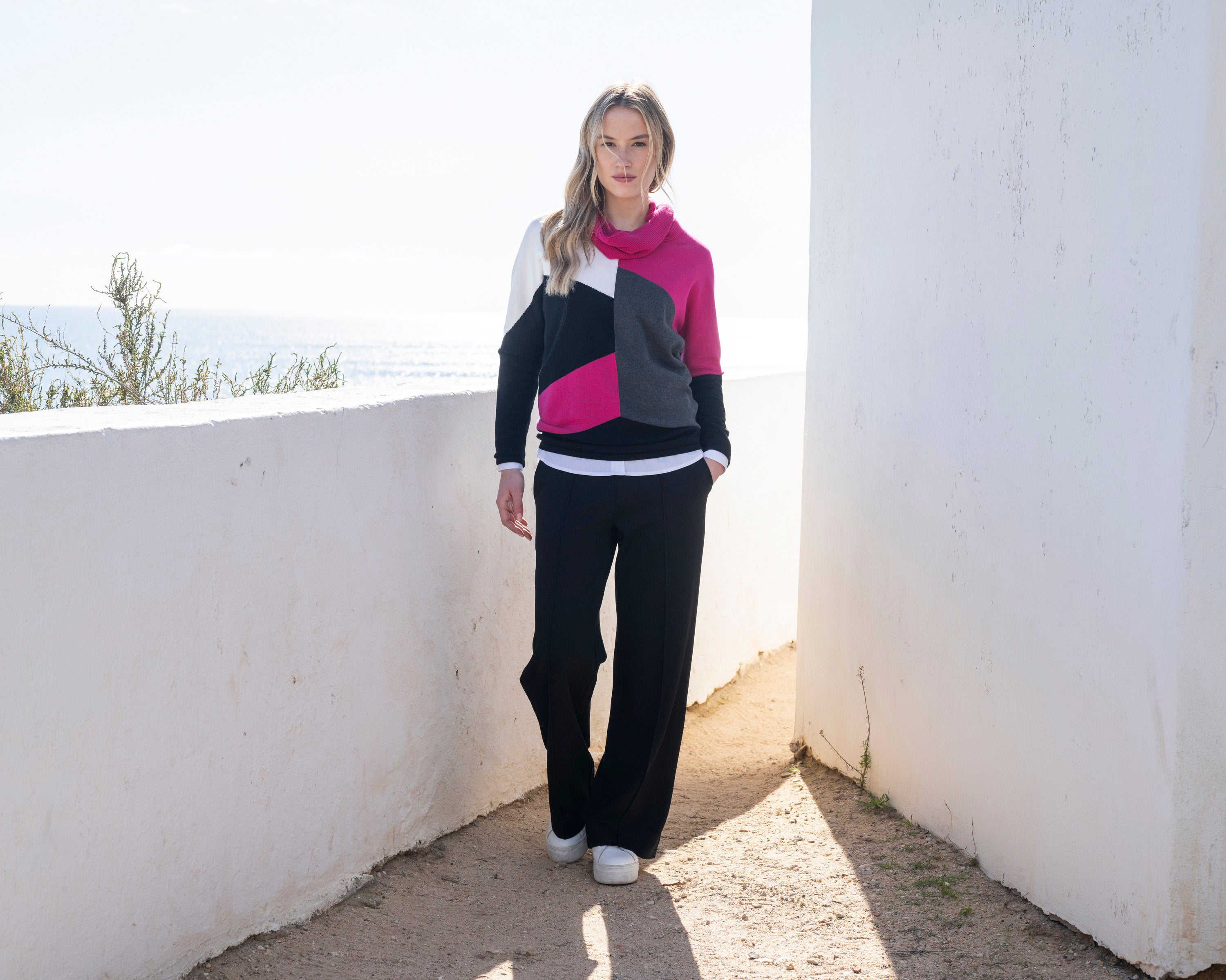 Jaboli Boutique | Fergus Ontario | Marble | Marble | Colour Block | Cowl Neck | Pullover |

Relaxed Cowl Neck

Colour - Blocked Fuchsia/Ivory/Charcoal/Black

Relaxed Fit

100 % Cotton