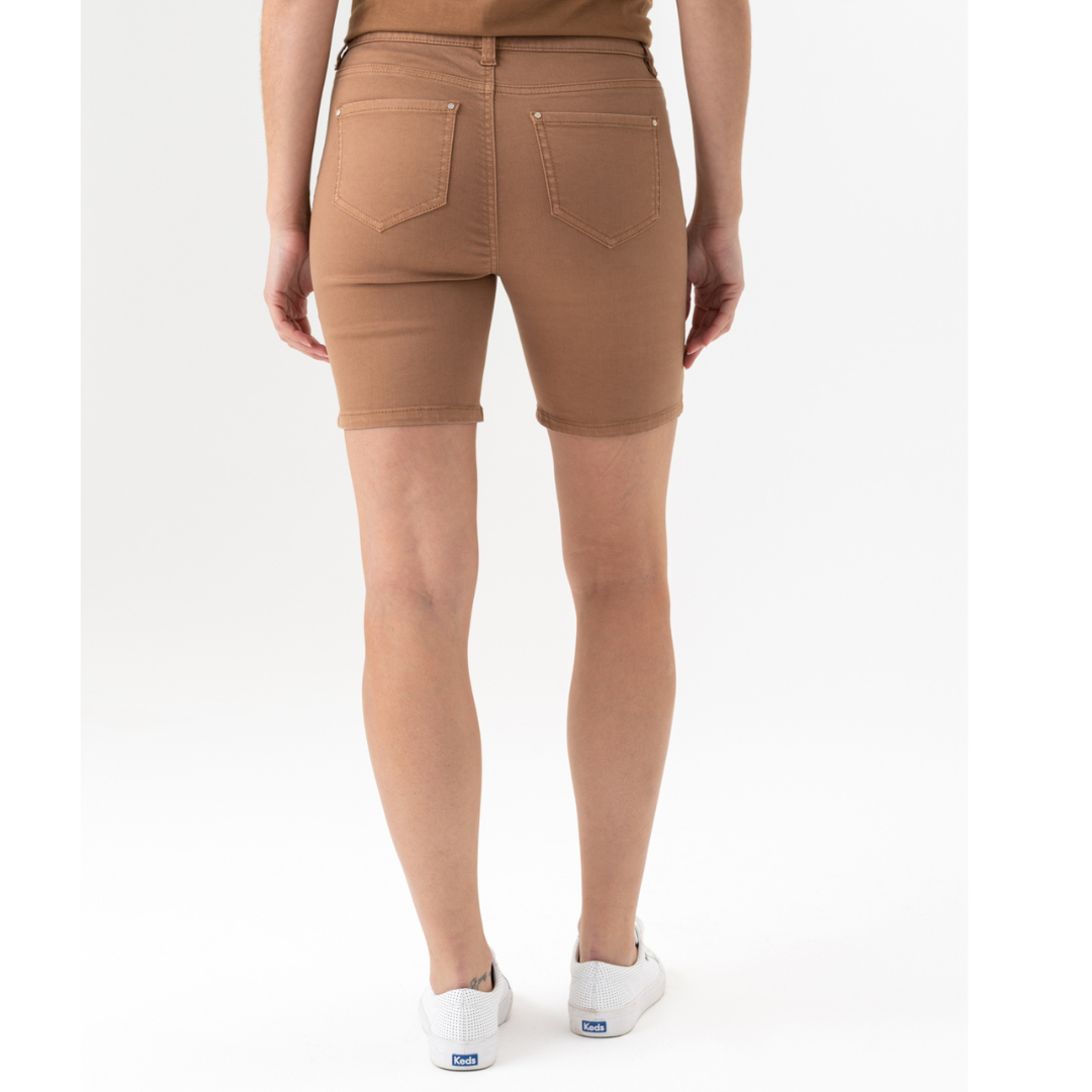 Jaboli Boutique - Fergus Ontario - Renuar - Nutmeg (Light Rich Brown) Shorts. The Perfect Summer Shorts! Stretchy Cotton/Tencel Blend Short, Colours - Creme, Nutmeg, New Midnight, Inseam 6". Super Soft Twill Fabric.