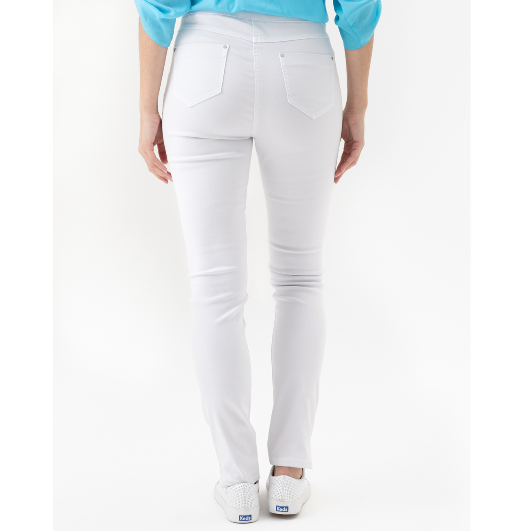 Jaboli Boutique - Fergus Ontario - Renuar - Pull On white Denim Jeans -Pull On Slim Fit Jeans Stretchy Cotton/Tencel Blend Mid - High Rise Inseam 29" Ankle cut with vent at hem Pair With Embroidered Creme Jacket for Summer Suit!